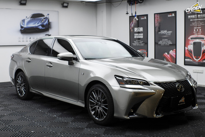 重慶雷克薩斯GS300貼膜選擇 奧登20000透明保護(hù)膜的優(yōu)勢與新能源汽車貼膜新趨勢